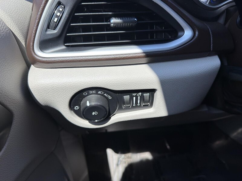 2019 Chrysler Pacifica Touring Plus - Photo 21 - Indianapolis, IN 46234