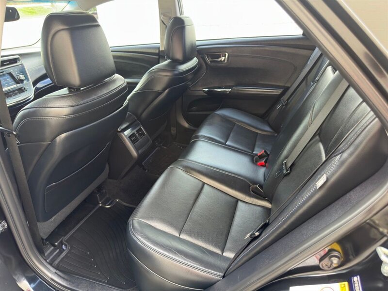 2015 Toyota Avalon XLE Touring - Photo 11 - Indianapolis, IN 46234