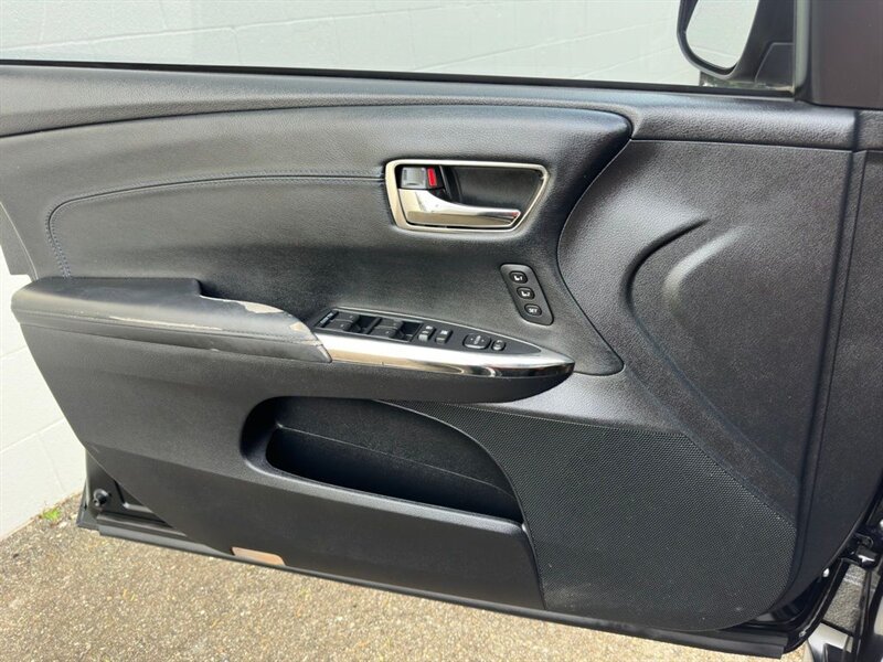2015 Toyota Avalon XLE Touring - Photo 32 - Indianapolis, IN 46234