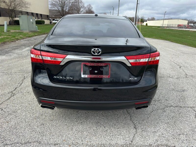 2015 Toyota Avalon XLE Touring - Photo 5 - Indianapolis, IN 46234