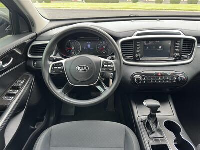 2020 Kia Sorento LX V6   - Photo 8 - Indianapolis, IN 46234