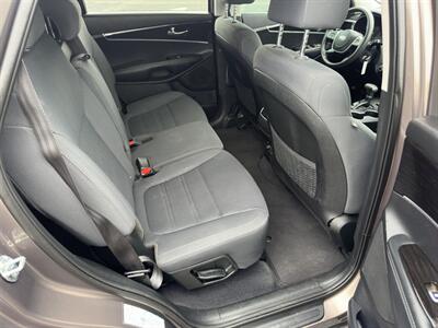 2020 Kia Sorento LX V6   - Photo 14 - Indianapolis, IN 46234