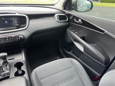 2020 Kia Sorento LX V6   - Photo 9 - Indianapolis, IN 46234
