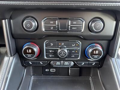 2021 Chevrolet Suburban LT   - Photo 42 - Indianapolis, IN 46234