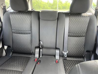 2018 Nissan Rogue S   - Photo 14 - Indianapolis, IN 46234