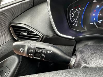 2022 Hyundai VENUE SEL   - Photo 21 - Indianapolis, IN 46234