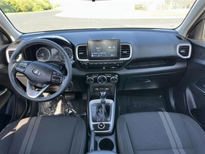 2022 Hyundai VENUE SEL - Photo 8 - Indianapolis, IN 46234