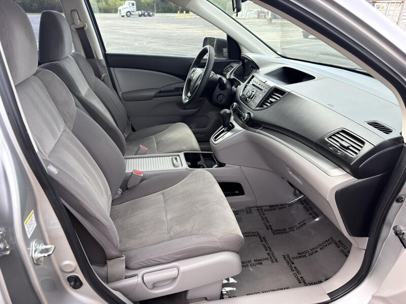 2013 Honda CR-V LX - Photo 14 - Indianapolis, IN 46234