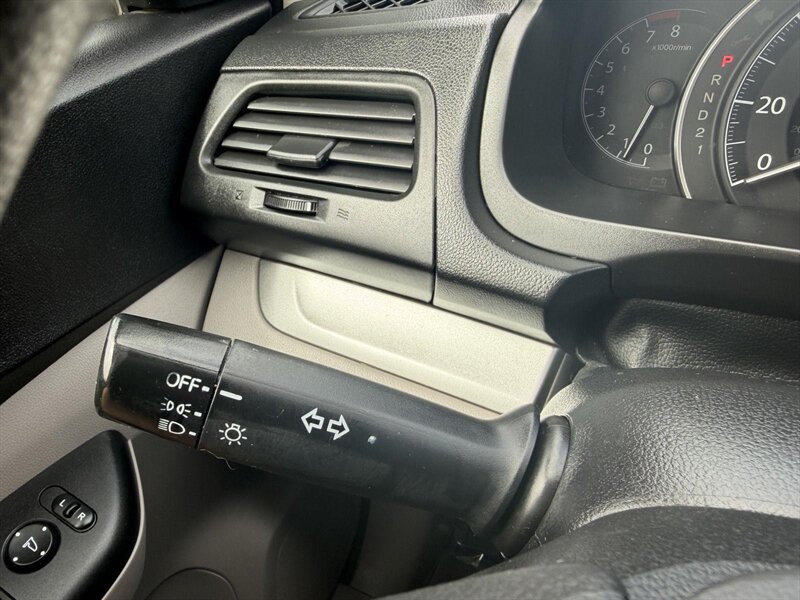 2013 Honda CR-V LX - Photo 17 - Indianapolis, IN 46234