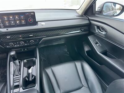 2023 Honda Accord Hybrid EX-L   - Photo 9 - Indianapolis, IN 46234