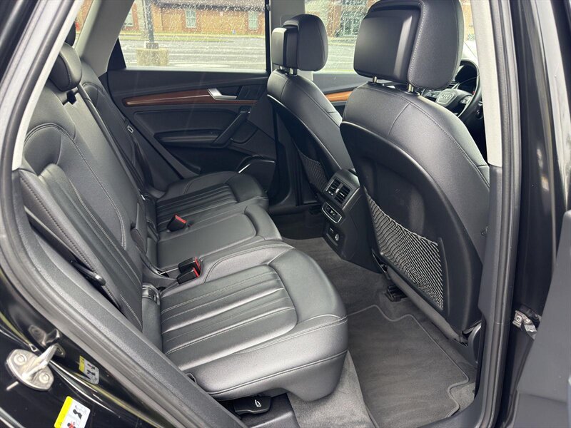 2021 Audi Q5 quattro Premium Plus 45 TFSI - Photo 13 - Indianapolis, IN 46234