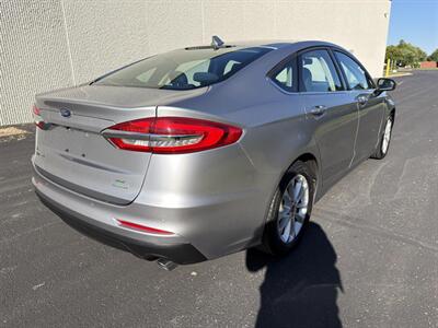 2020 Ford Fusion SE - Photo 4 - Indianapolis, IN 46234