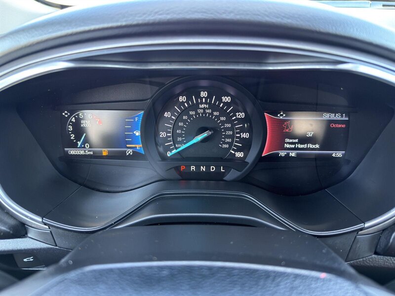 2020 Ford Fusion SE - Photo 14 - Indianapolis, IN 46234