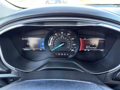 2020 Ford Fusion SE - Photo 16 - Indianapolis, IN 46234