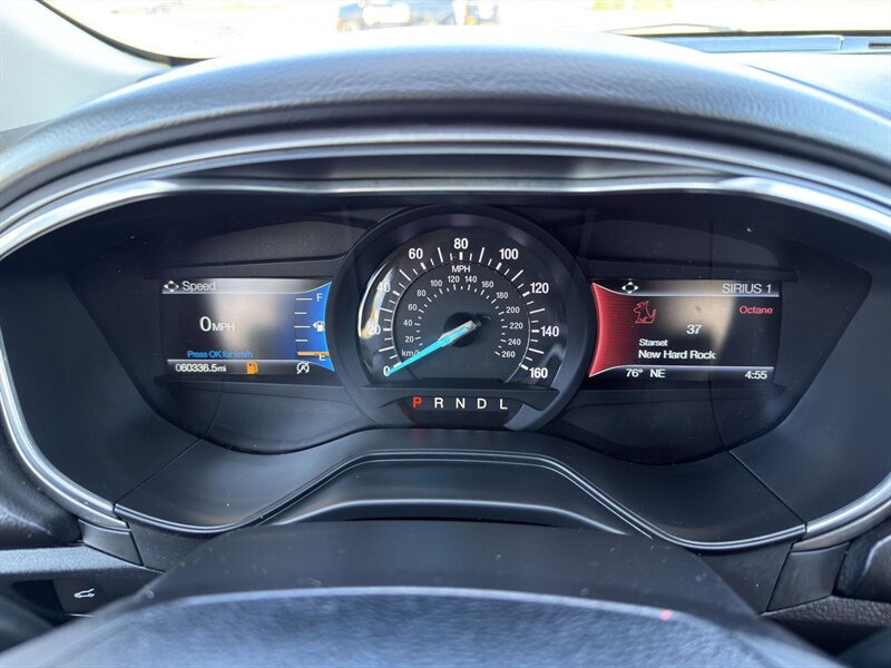 2020 Ford Fusion SE - Photo 16 - Indianapolis, IN 46234