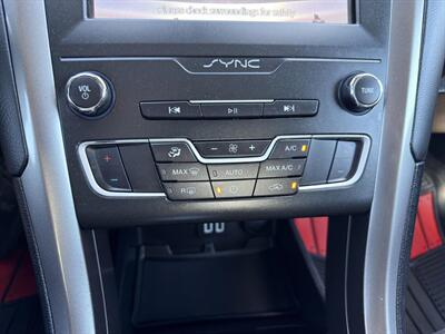 2020 Ford Fusion SE - Photo 31 - Indianapolis, IN 46234