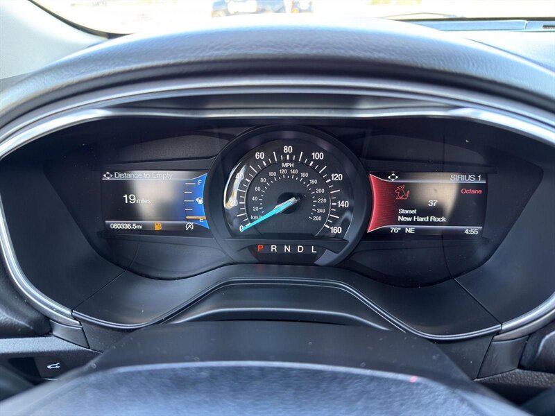 2020 Ford Fusion SE - Photo 17 - Indianapolis, IN 46234