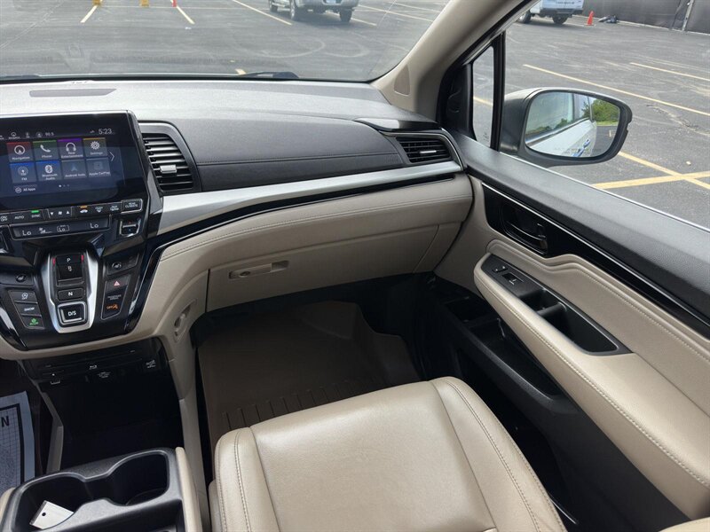 2021 Honda Odyssey Touring - Photo 9 - Indianapolis, IN 46234