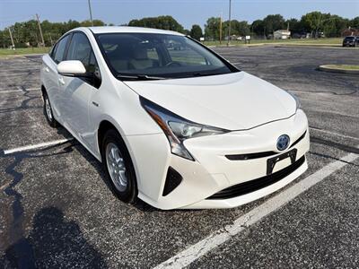 2017 Toyota Prius Two Eco   - Photo 3 - Indianapolis, IN 46234
