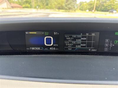 2017 Toyota Prius Two Eco   - Photo 16 - Indianapolis, IN 46234