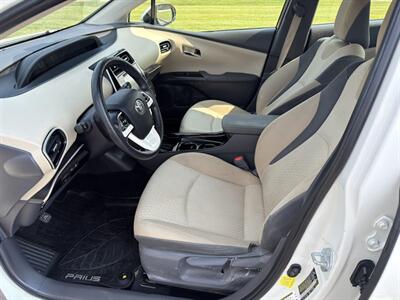 2017 Toyota Prius Two Eco   - Photo 10 - Indianapolis, IN 46234