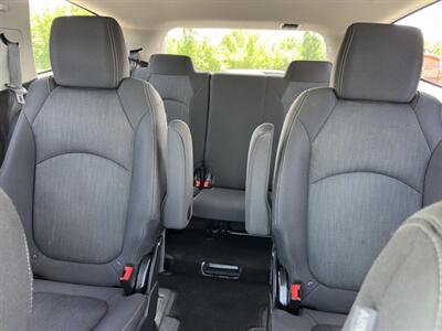 2016 Chevrolet Traverse LT   - Photo 12 - Indianapolis, IN 46234