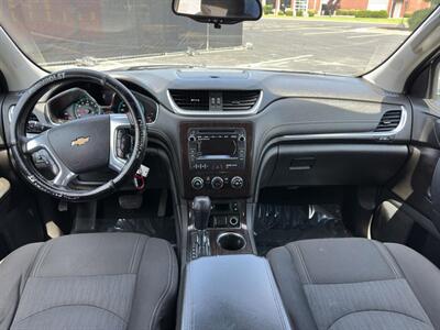 2016 Chevrolet Traverse LT   - Photo 8 - Indianapolis, IN 46234