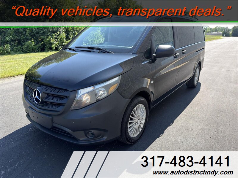 2018 Mercedes-Benz Metris Worker Passenger   - Photo 1 - Indianapolis, IN 46234