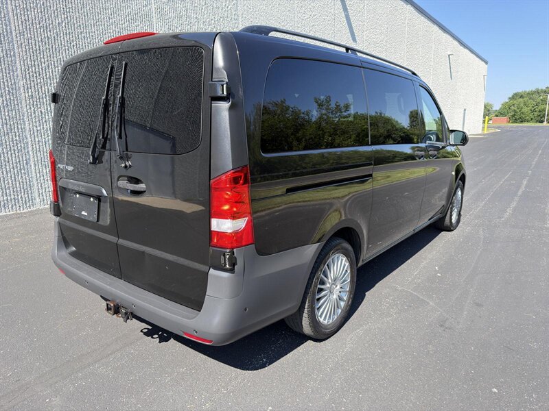 2018 Mercedes-Benz Metris Worker Passenger - Photo 4 - Indianapolis, IN 46234