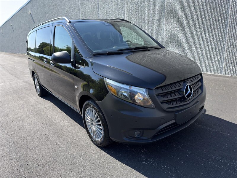 2018 Mercedes-Benz Metris Worker Passenger - Photo 3 - Indianapolis, IN 46234
