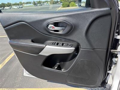 2018 Jeep Cherokee Trailhawk - Photo 37 - Indianapolis, IN 46234