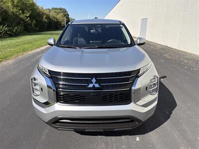 2022 Mitsubishi Outlander ES - Photo 2 - Indianapolis, IN 46234