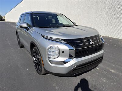 2022 Mitsubishi Outlander ES - Photo 3 - Indianapolis, IN 46234