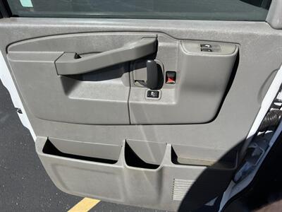 2017 Chevrolet Express 2500   - Photo 17 - Indianapolis, IN 46234
