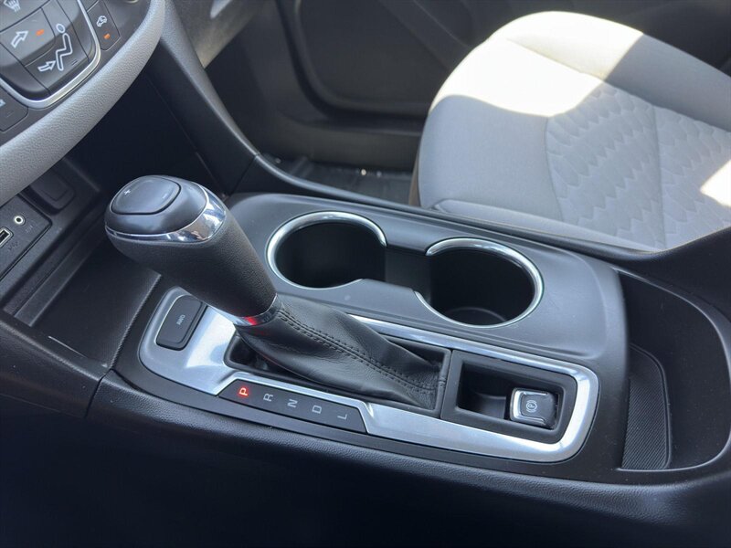 2019 Chevrolet Equinox LS - Photo 31 - Indianapolis, IN 46234