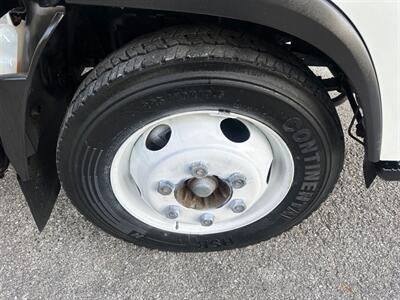 2018 Chevrolet 4500 LCF   - Photo 27 - Indianapolis, IN 46234