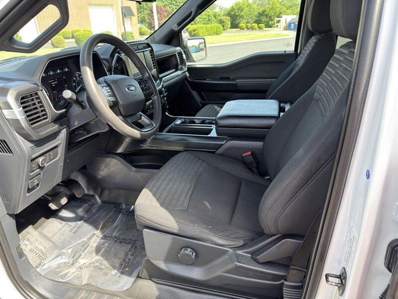 2022 Ford F-150 XL - Photo 10 - Indianapolis, IN 46234