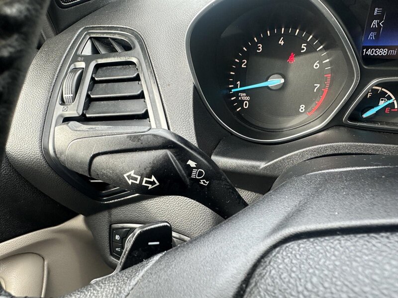 2017 Ford Escape SE - Photo 21 - Indianapolis, IN 46234