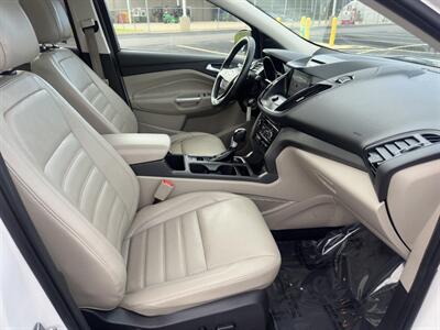 2017 Ford Escape SE - Photo 13 - Indianapolis, IN 46234