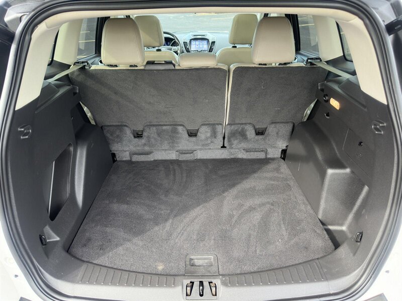 2017 Ford Escape SE - Photo 41 - Indianapolis, IN 46234