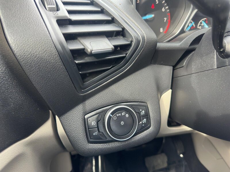 2017 Ford Escape SE - Photo 24 - Indianapolis, IN 46234