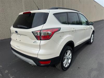 2017 Ford Escape SE   - Photo 4 - Indianapolis, IN 46234
