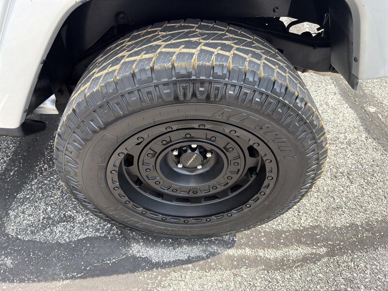 2012 Jeep Wrangler Unlimited Sahara - Photo 30 - Indianapolis, IN 46234