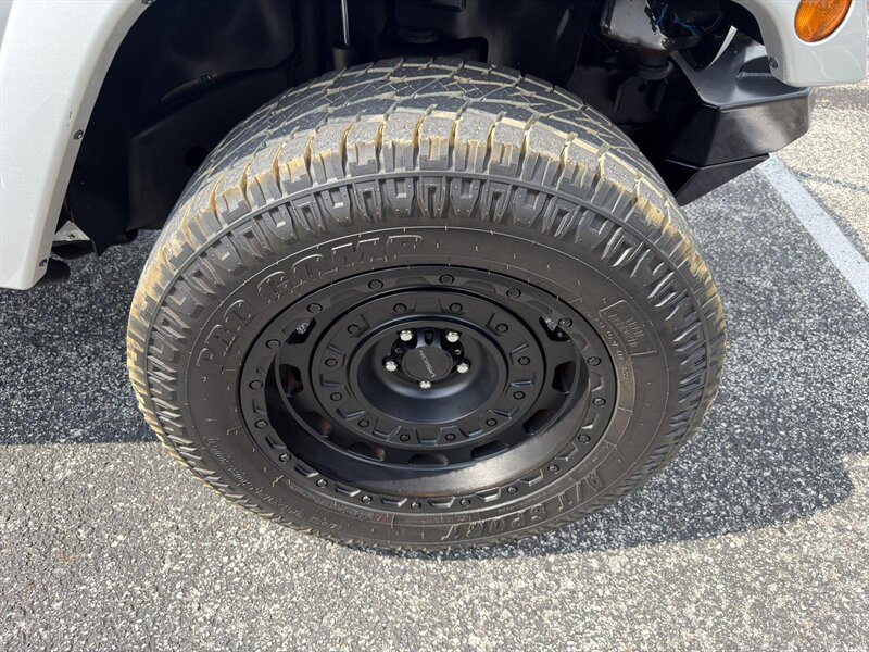 2012 Jeep Wrangler Unlimited Sahara - Photo 32 - Indianapolis, IN 46234