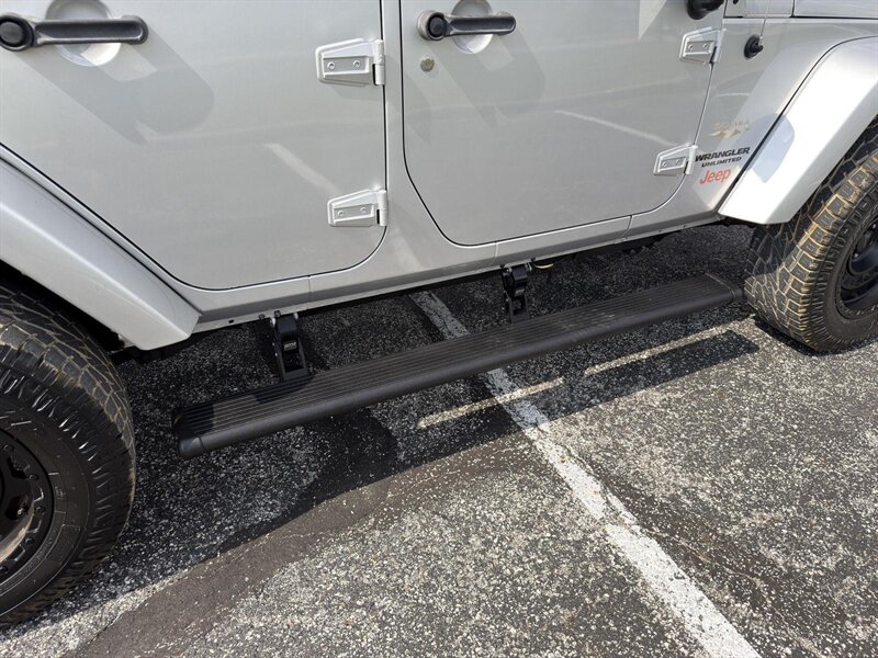 2012 Jeep Wrangler Unlimited Sahara - Photo 26 - Indianapolis, IN 46234