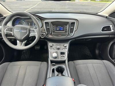 2016 Chrysler 200 Limited   - Photo 8 - Indianapolis, IN 46234