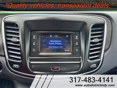 2016 Chrysler 200 Limited - Photo 27 - Indianapolis, IN 46234