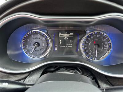 2016 Chrysler 200 Limited   - Photo 18 - Indianapolis, IN 46234