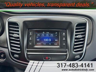 2016 Chrysler 200 Limited - Photo 25 - Indianapolis, IN 46234