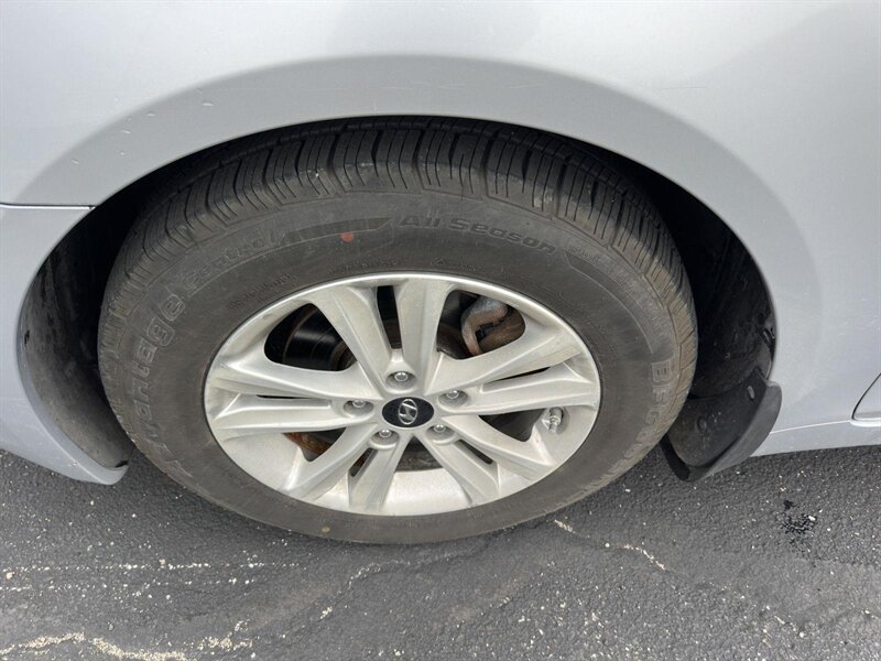 2013 Hyundai SONATA GLS - Photo 26 - Indianapolis, IN 46234